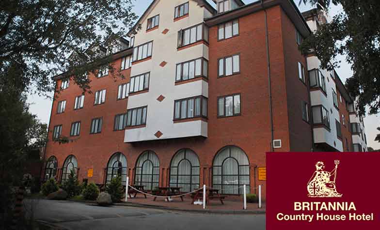 Manchester Airport Hotels With Parking Close To Terminals