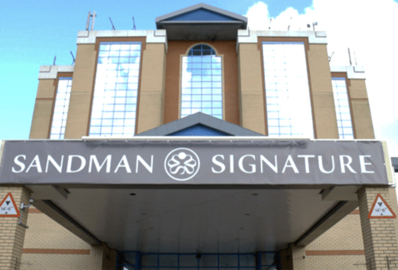 Sandman Signature hotel at Gatwick Airport