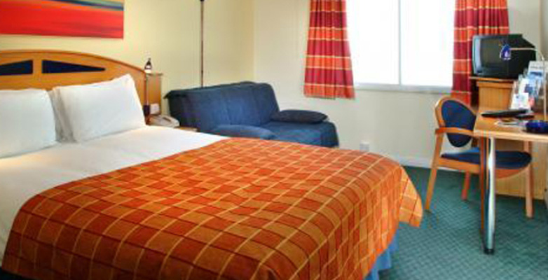 Holiday Inn Express at East Midlands Airport